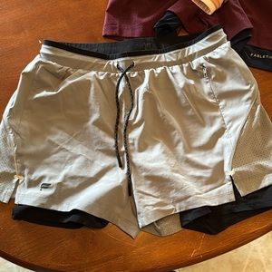 Fabletics Men’s Kadence shorts lined 5” inch